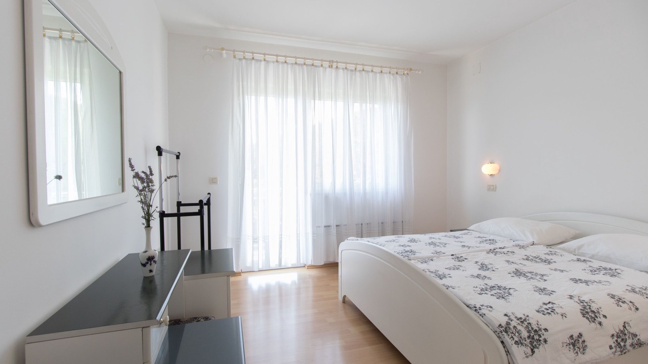 Photo of Bedroom in Pobri