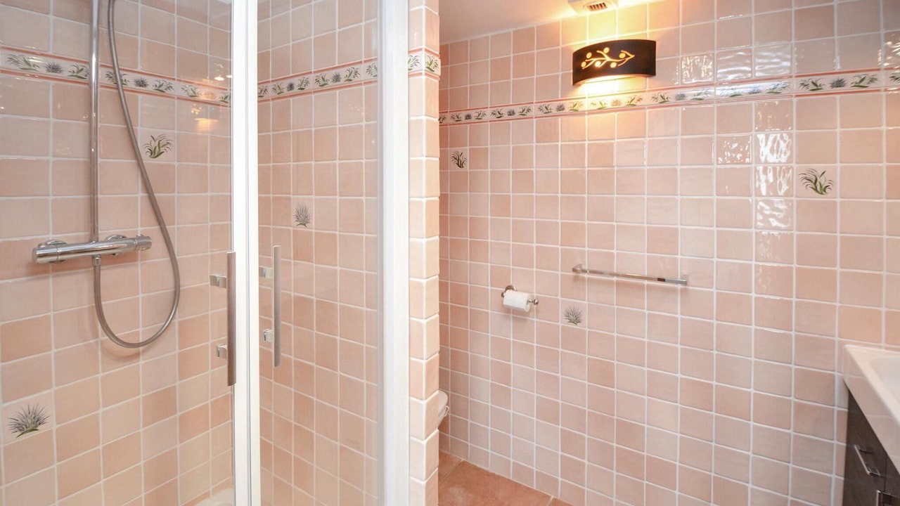 Photo of Bathroom in Aigues-Mortes