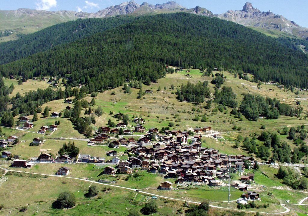 Photo of Outdoor in Mase