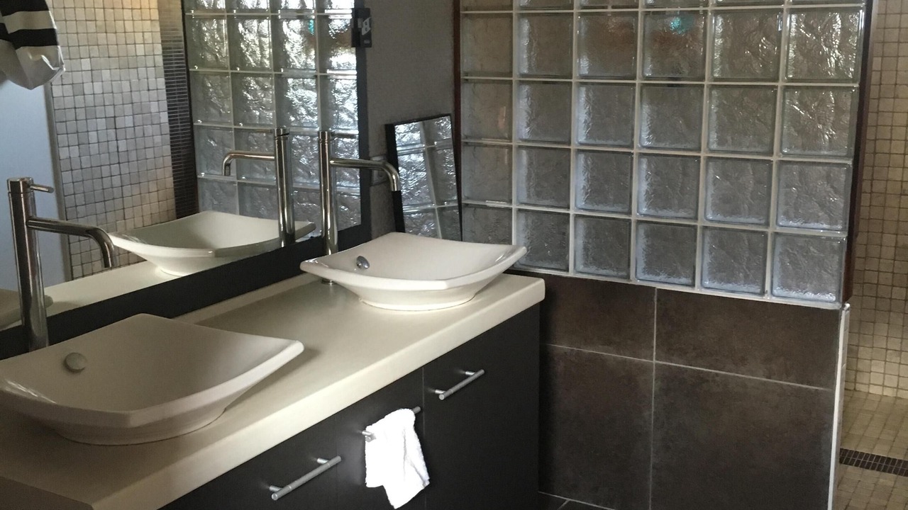 Photo of Bathroom in Aubais