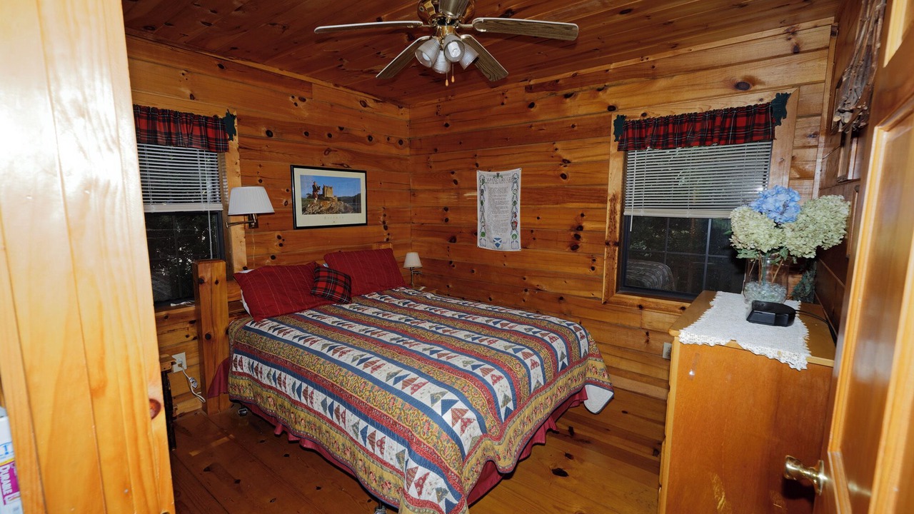 Photo of Bedroom in Murphy