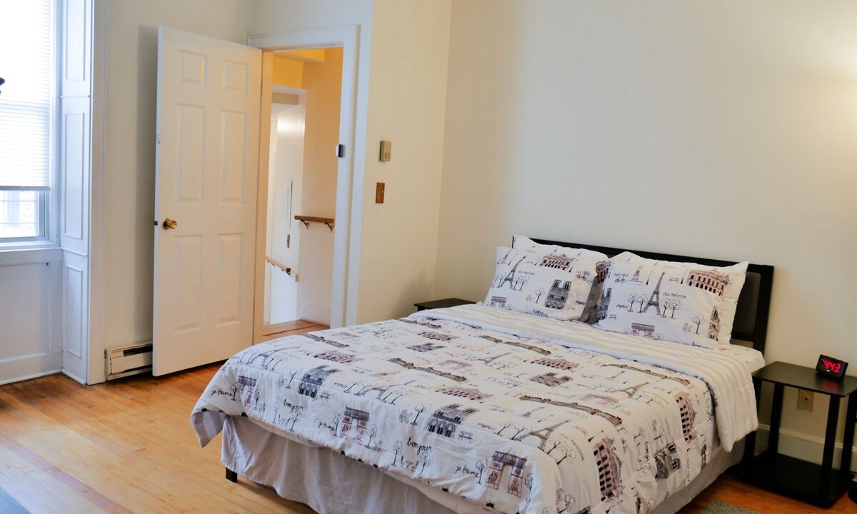 Photo of Others in Albany