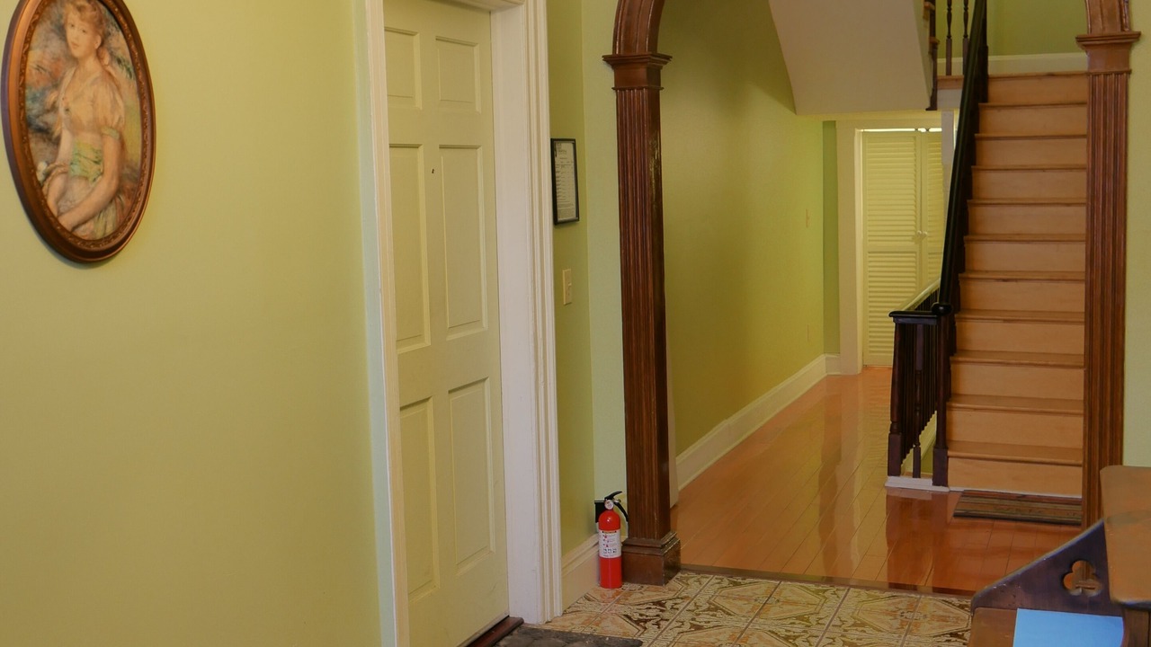 Photo of Others in Albany