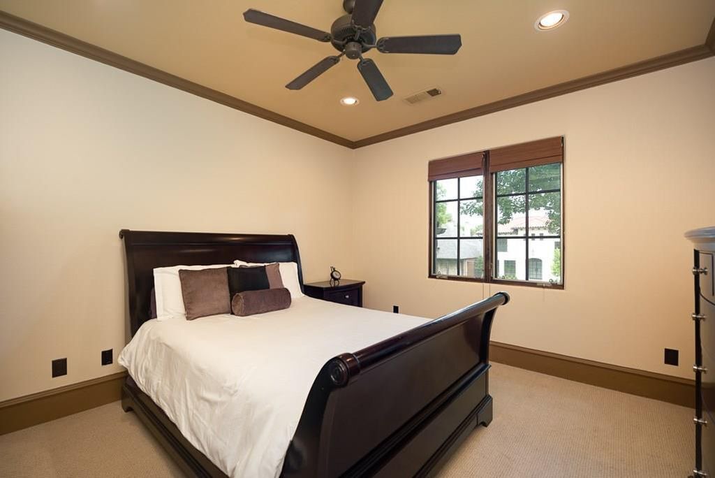 Photo of Bedroom in Preston Hollow