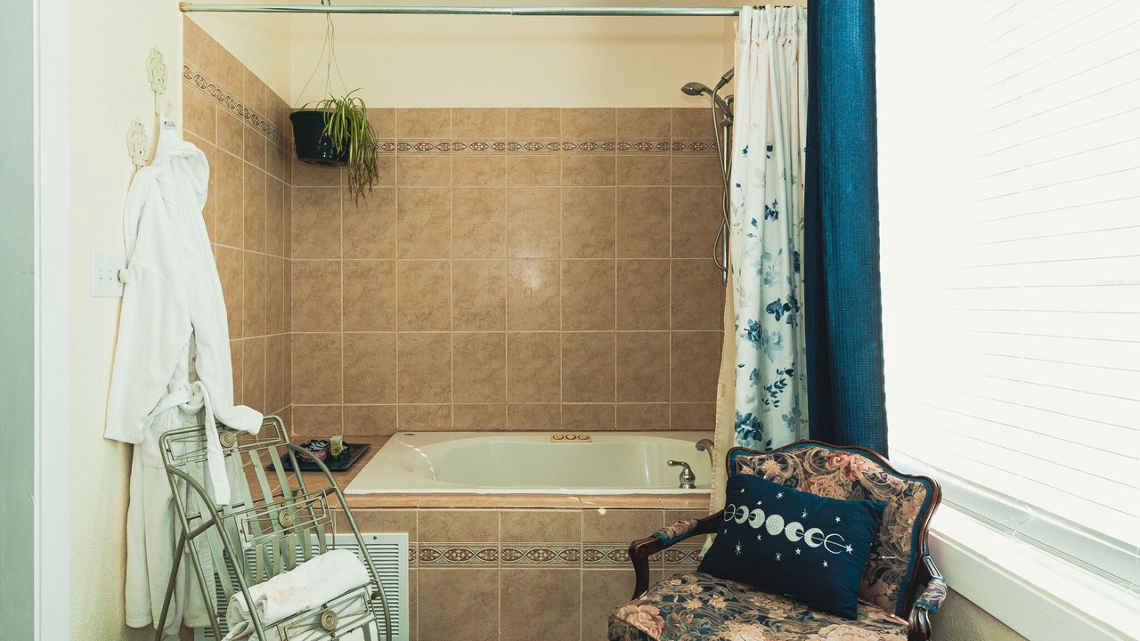 Photo of Bathroom in Yelm