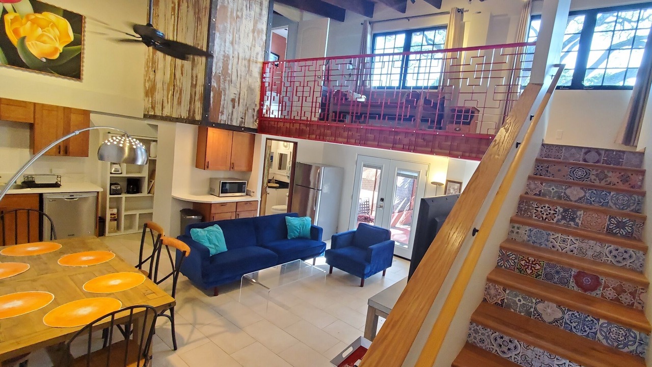 Photo of Livingroom in Makiki