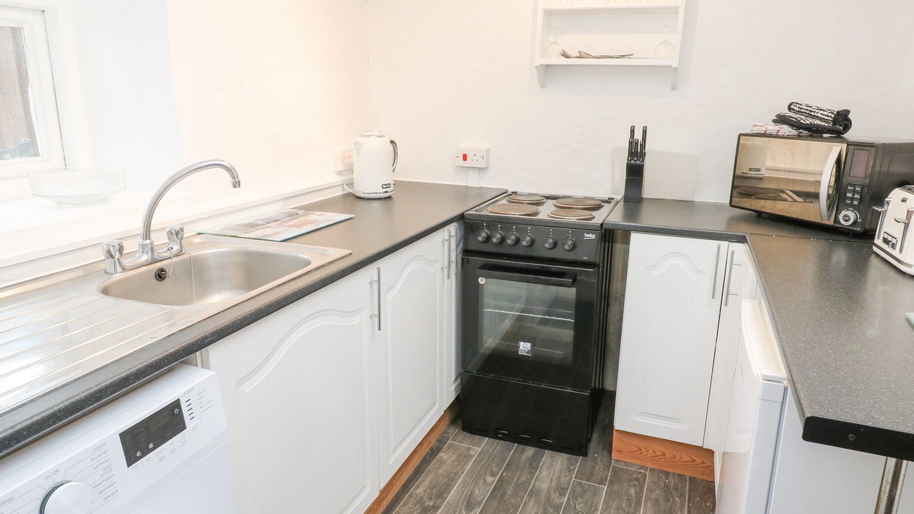 Photo of Kitchen in Penryn