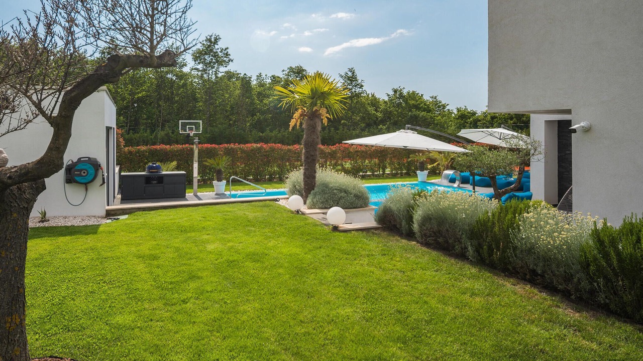 Photo of Outdoor in Zminj