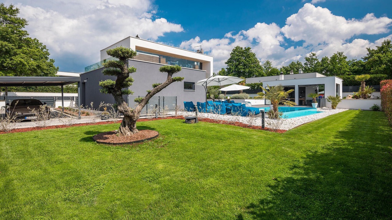 Photo of Outdoor in Zminj