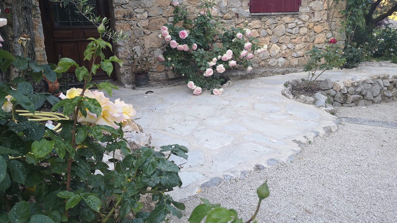 Photo of Outdoor in Merindol-les-Oliviers