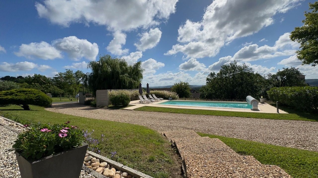 Photo of Outdoor in Douzillac