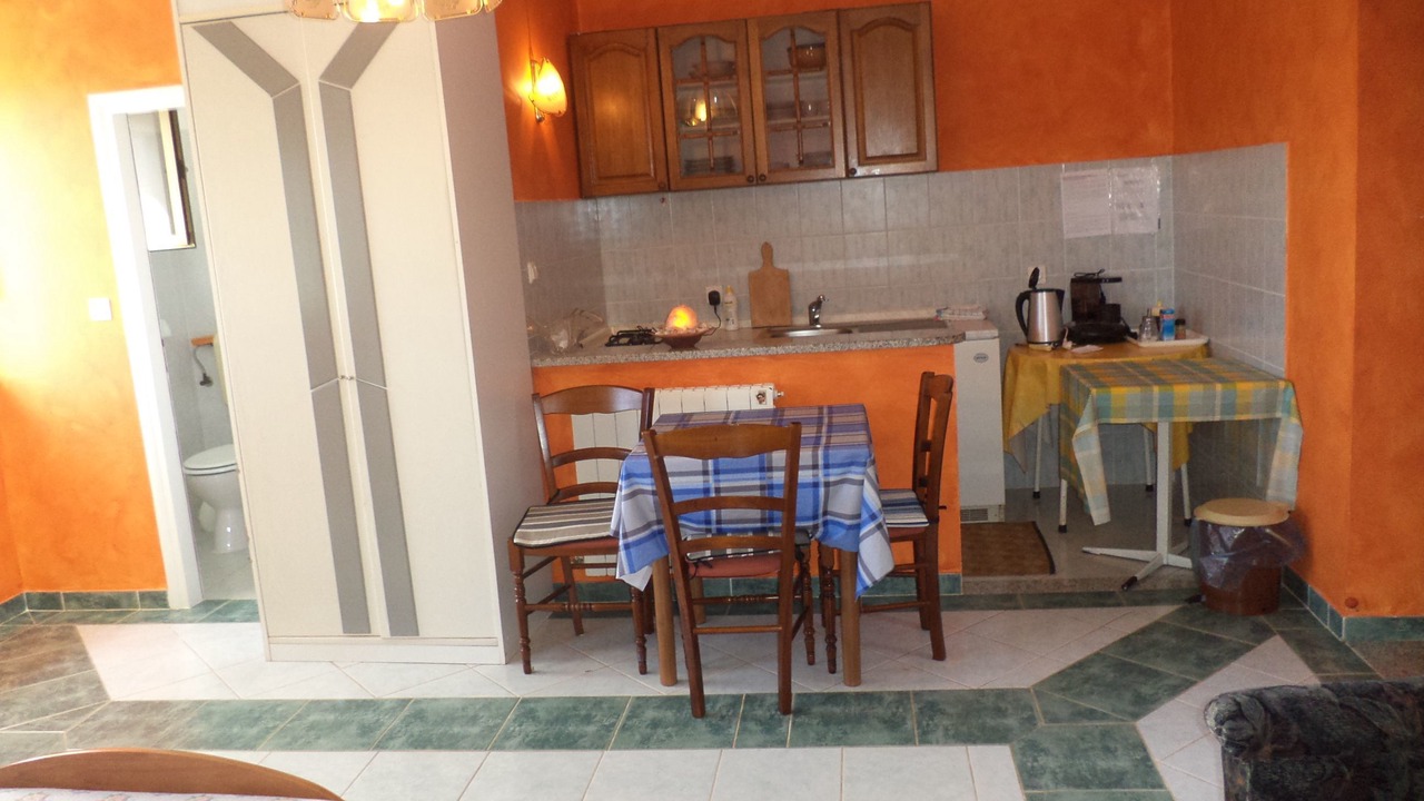Photo of Kitchen in Brsec