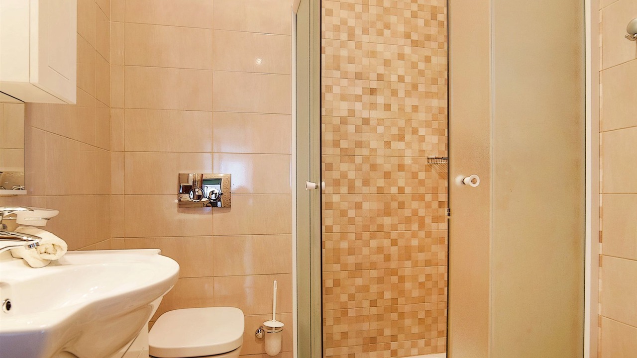 Photo of Bathroom in Brsec