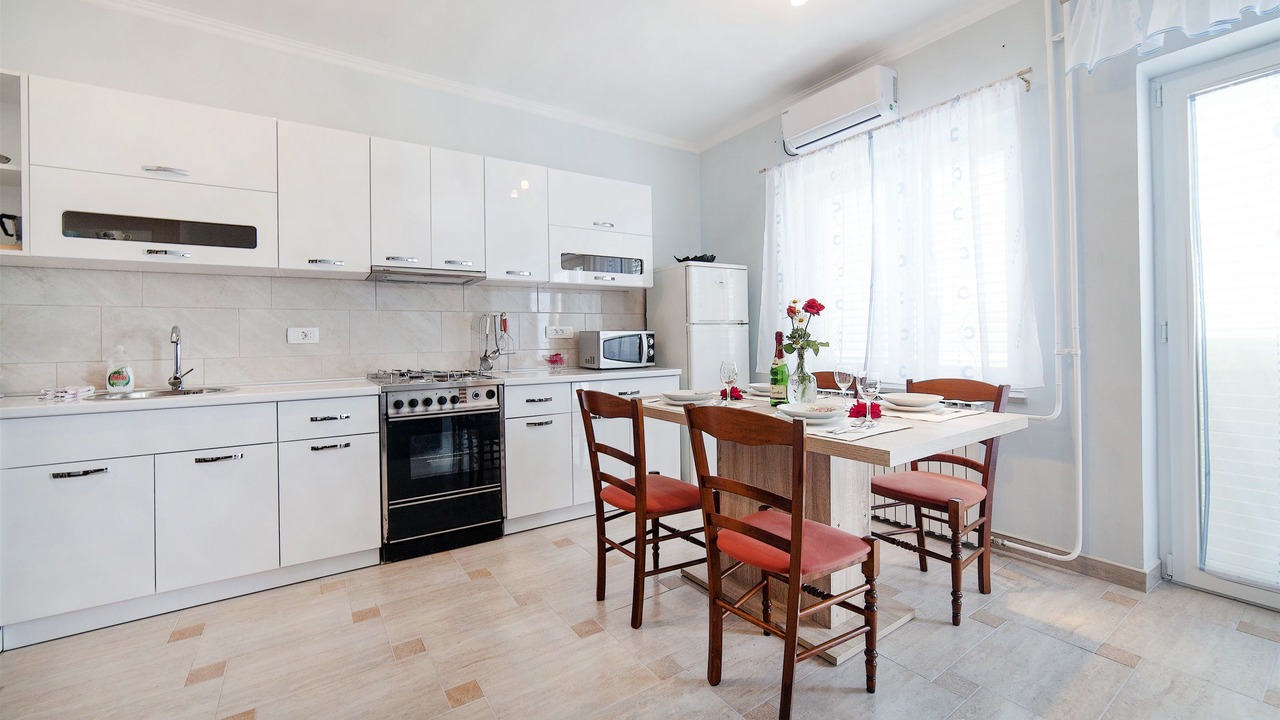 Photo of Kitchen in Brsec
