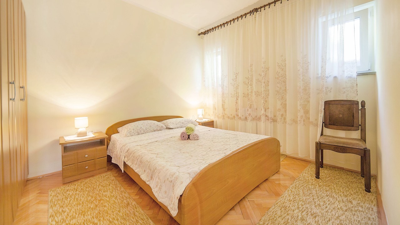 Photo of Bedroom in Brsec