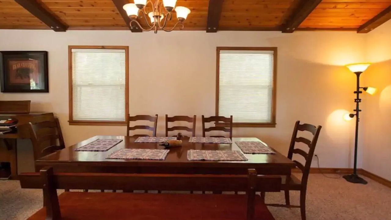 Photo of Livingroom in Big Bear City