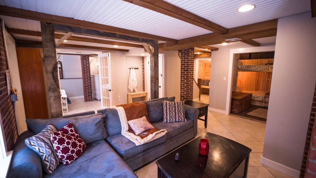 Photo of Livingroom in Plymouth Cultural District