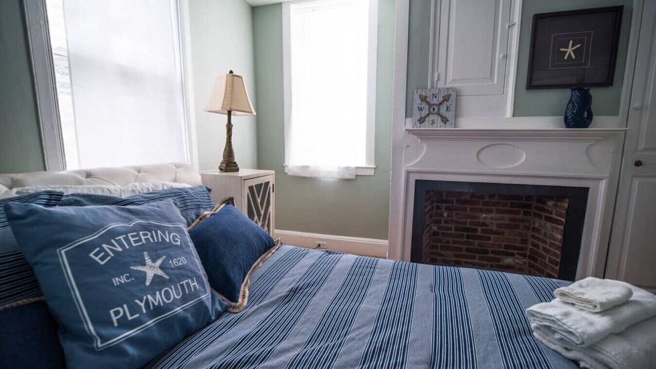Photo of Bedroom in Plymouth Cultural District