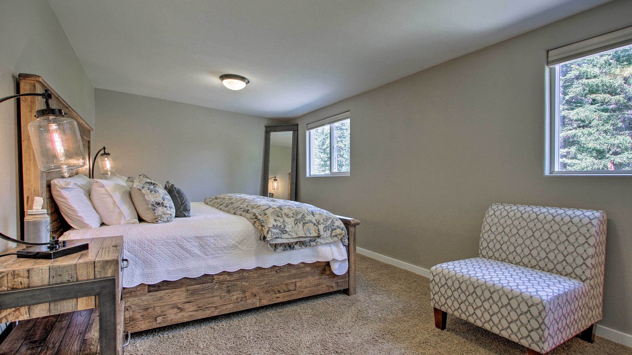 Photo of Others in Lincoln