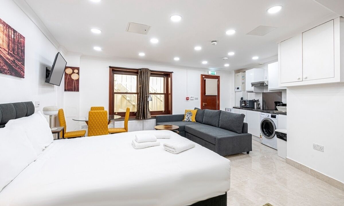 Photo of Bedroom in Avonmore and Brook Green