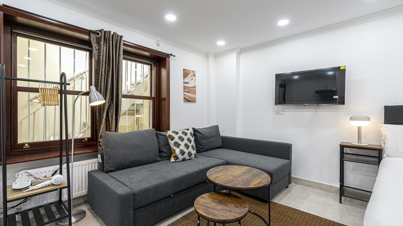 Photo of Others in Avonmore and Brook Green