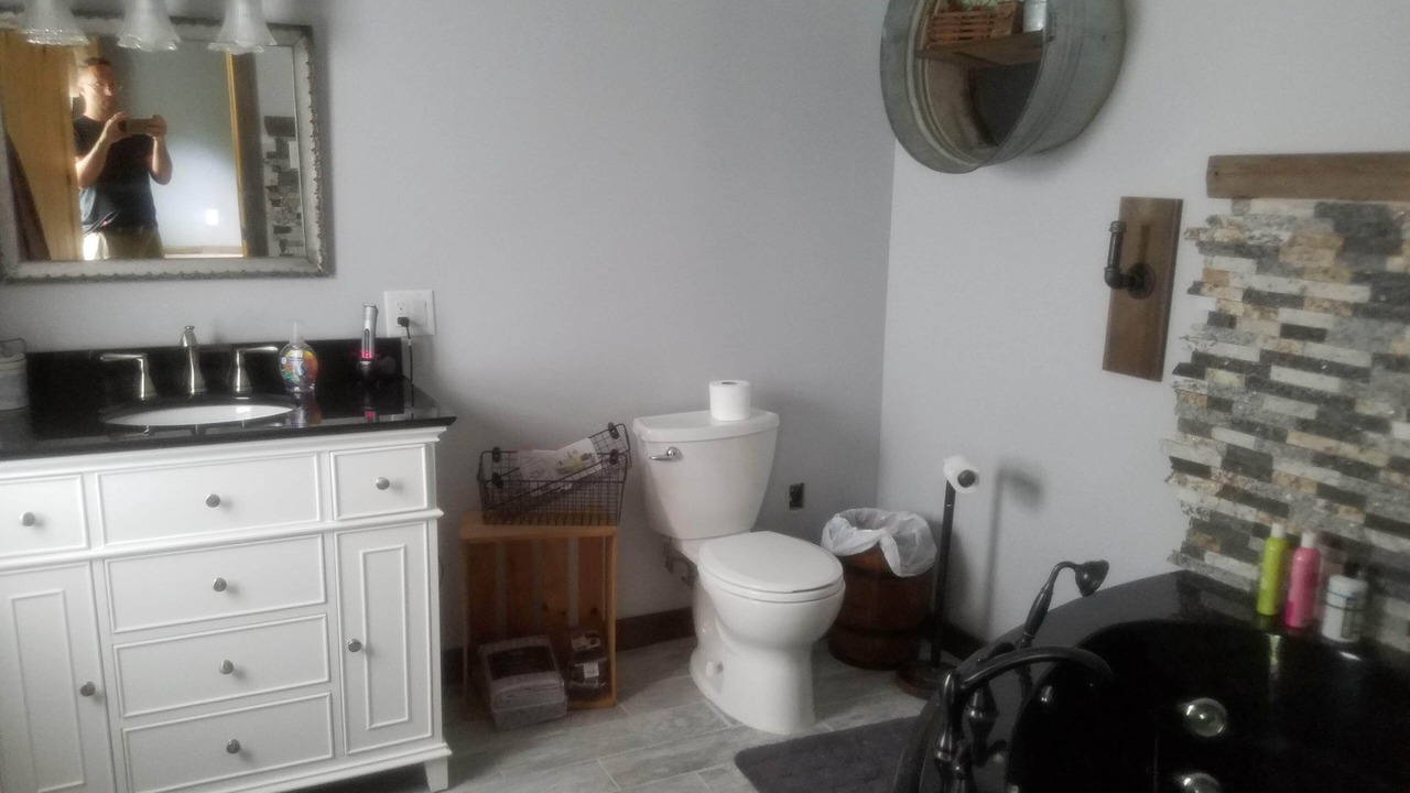Photo of Bathroom in Marshall