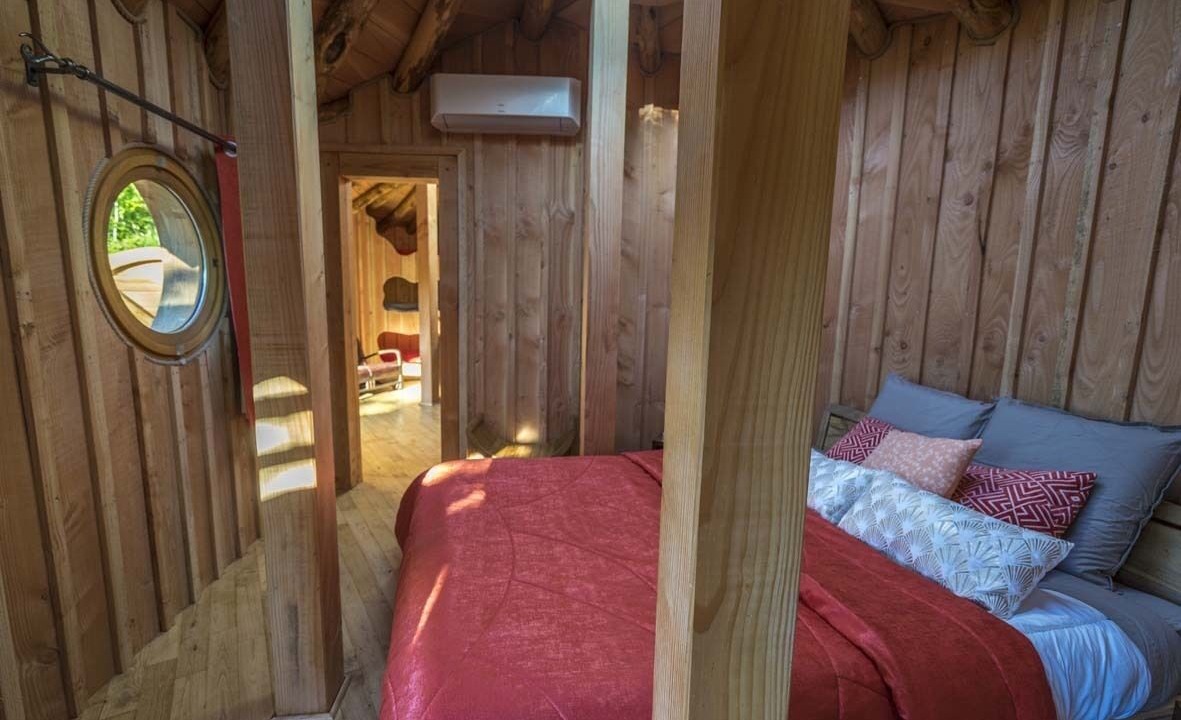 Photo of Bedroom in Savignac-de-Miremont