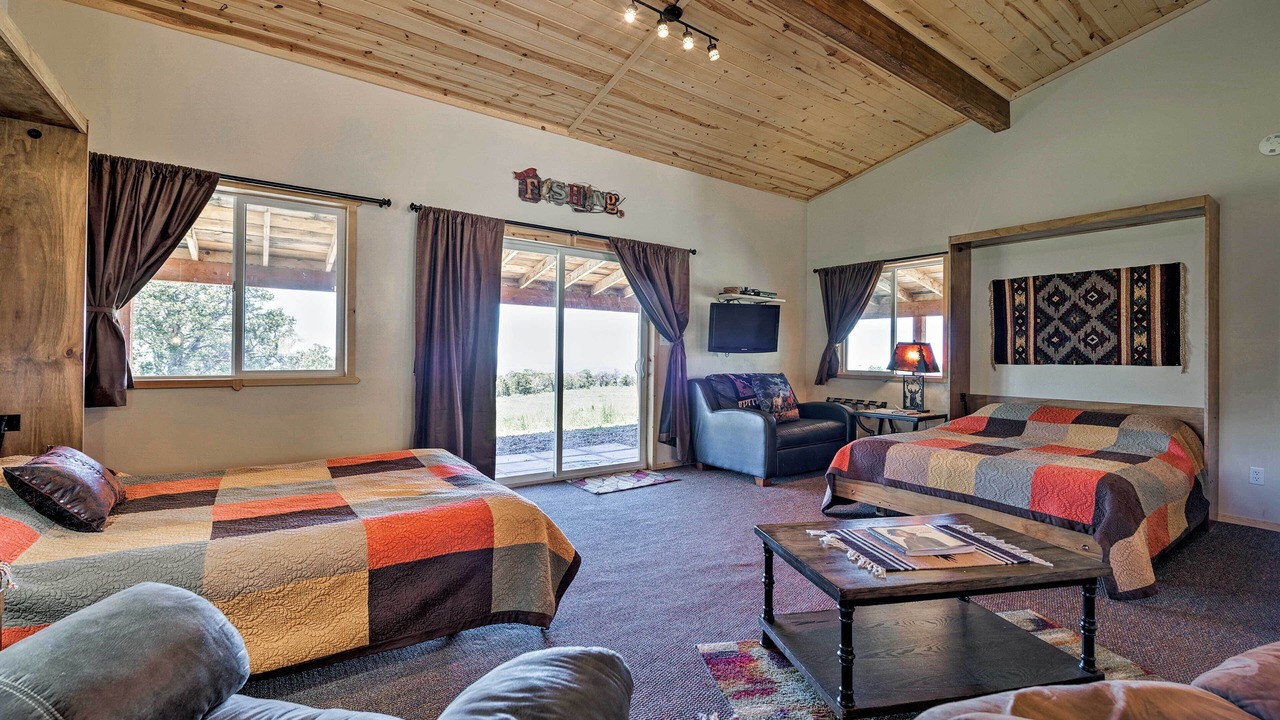 Photo of Bedroom in Spanish Valley
