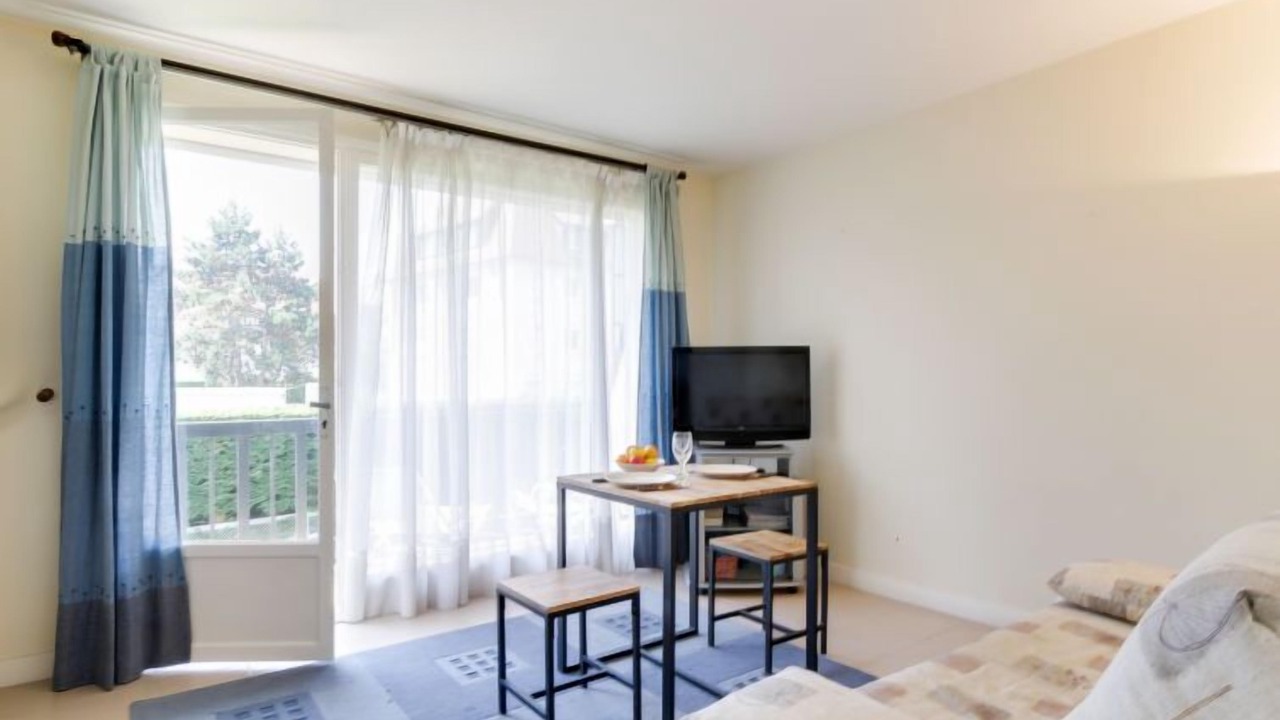 Photo of Livingroom in Deauville City Centre