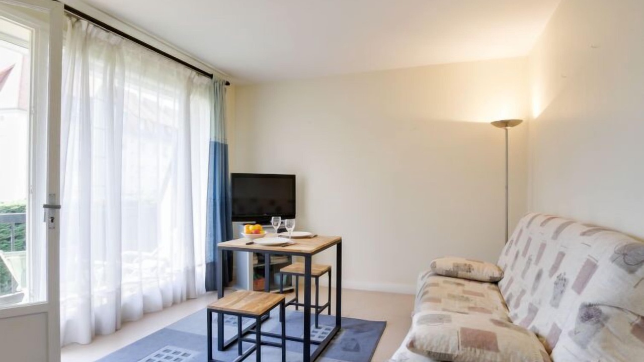 Photo of Livingroom in Deauville City Centre
