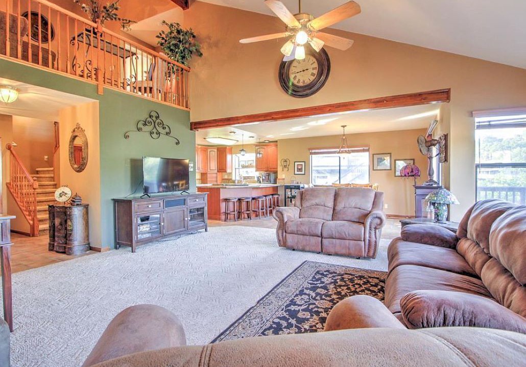 Photo of Livingroom in Copperopolis