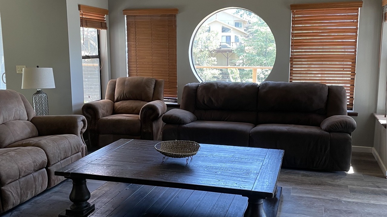 Photo of Livingroom in Copperopolis