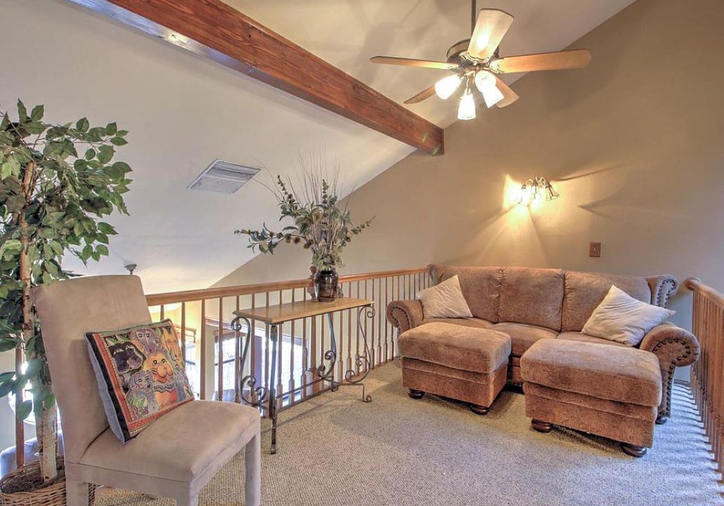 Photo of Livingroom in Copperopolis
