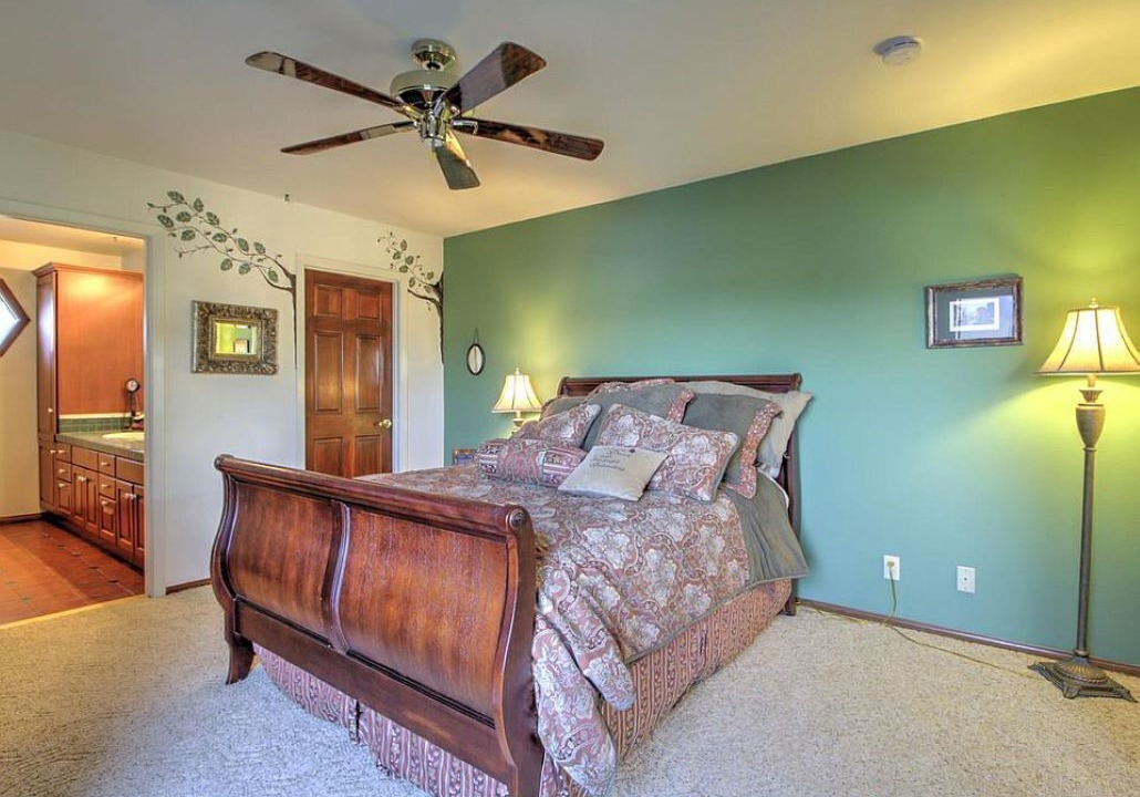 Photo of Bedroom in Copperopolis