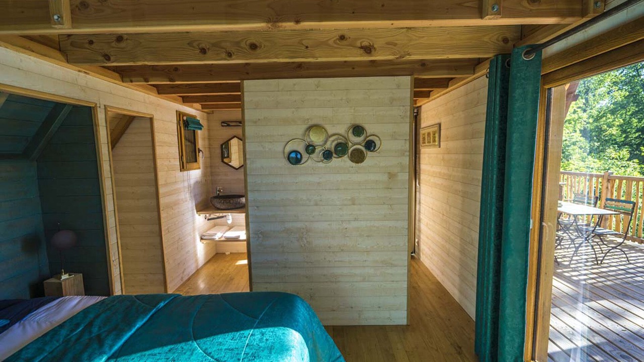 Photo of Bedroom in Savignac-de-Miremont