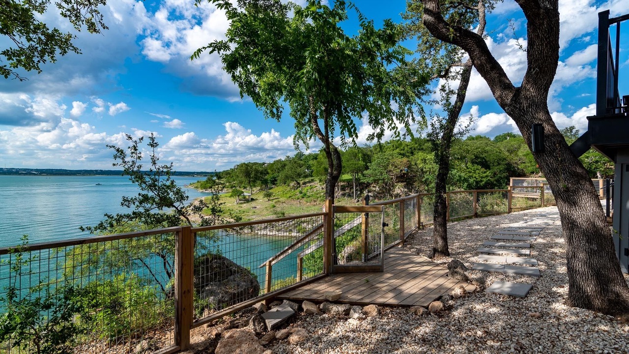 Photo of Outdoor in Canyon Lake