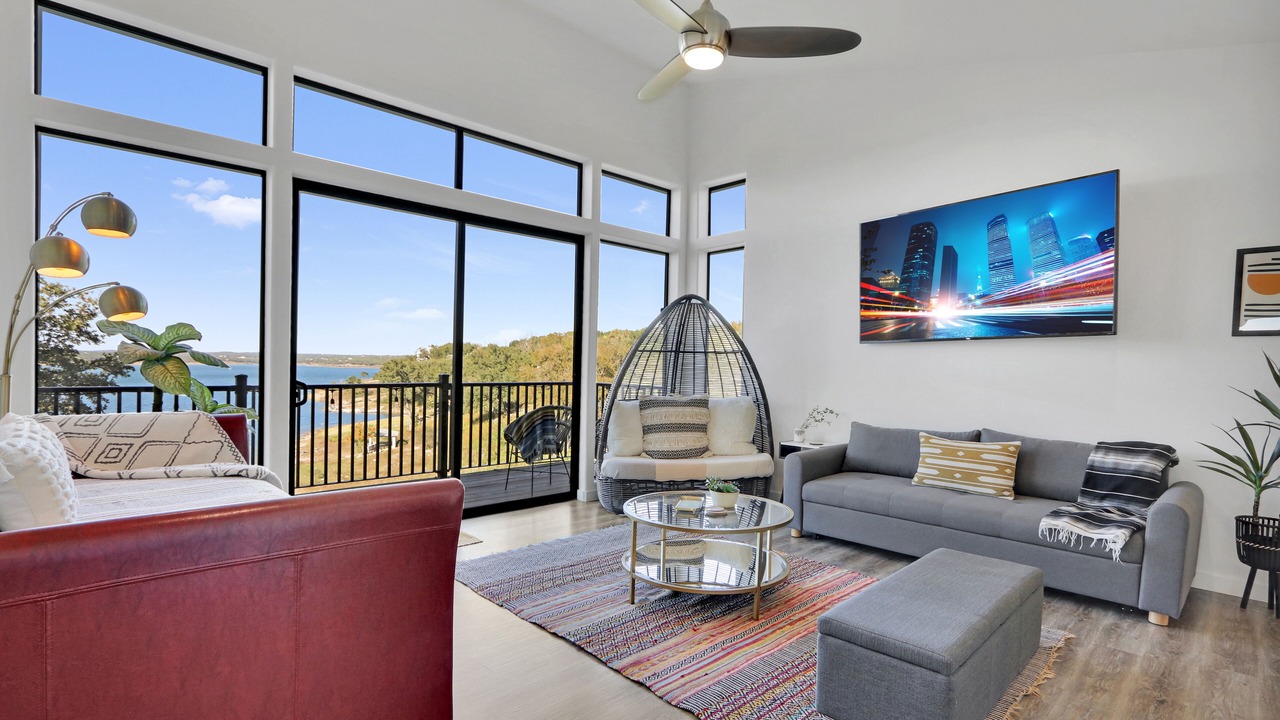 Photo of Bedroom in Canyon Lake