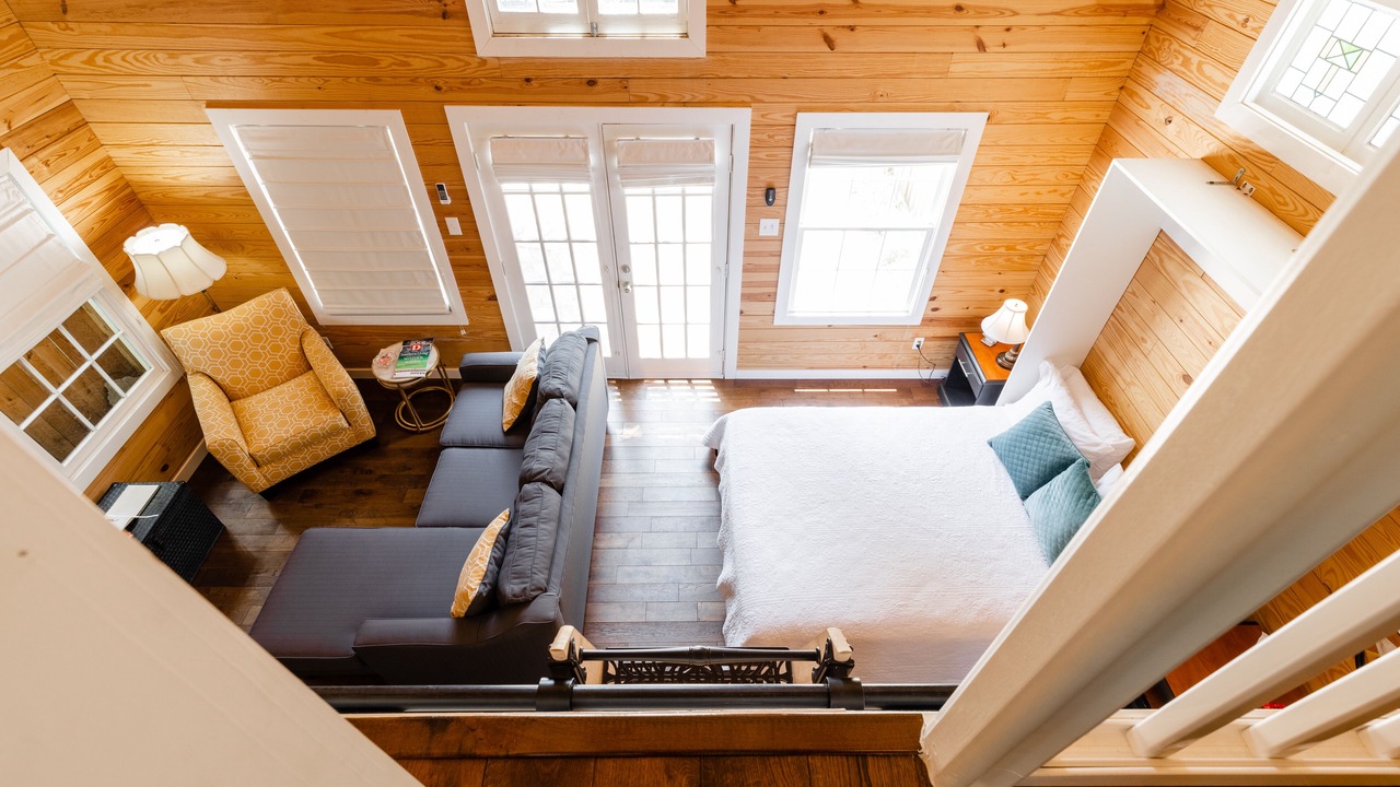 Photo of Bedroom in Garland
