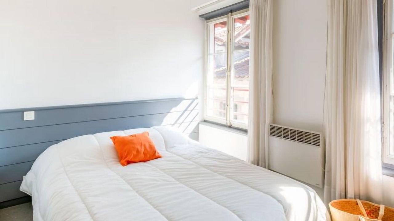 Photo of Others in Bayonne