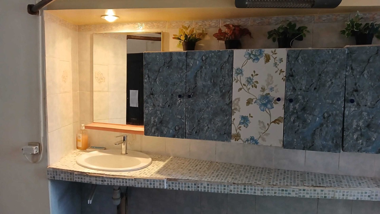 Photo of Bathroom in Noailles