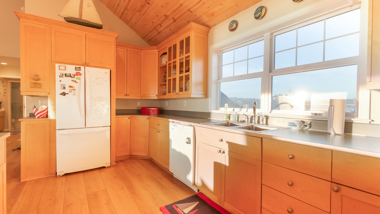 Photo of Kitchen in Bayshore