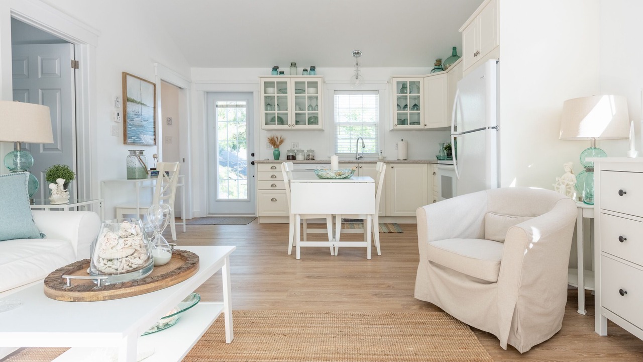 Photo of Livingroom in Mahone Bay