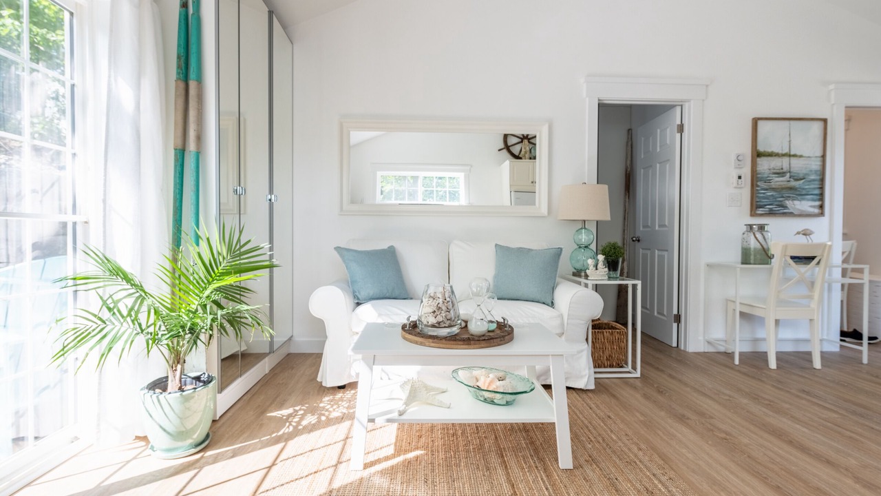 Photo of Livingroom in Mahone Bay