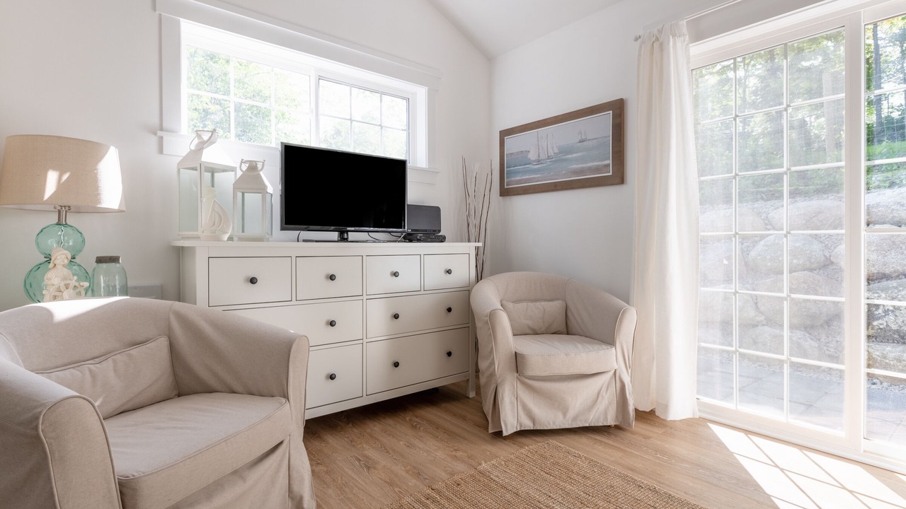 Photo of Livingroom in Mahone Bay