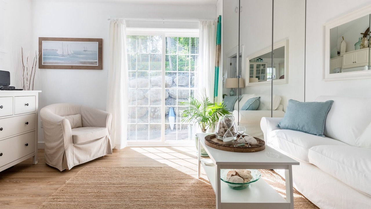 Photo of Livingroom in Mahone Bay