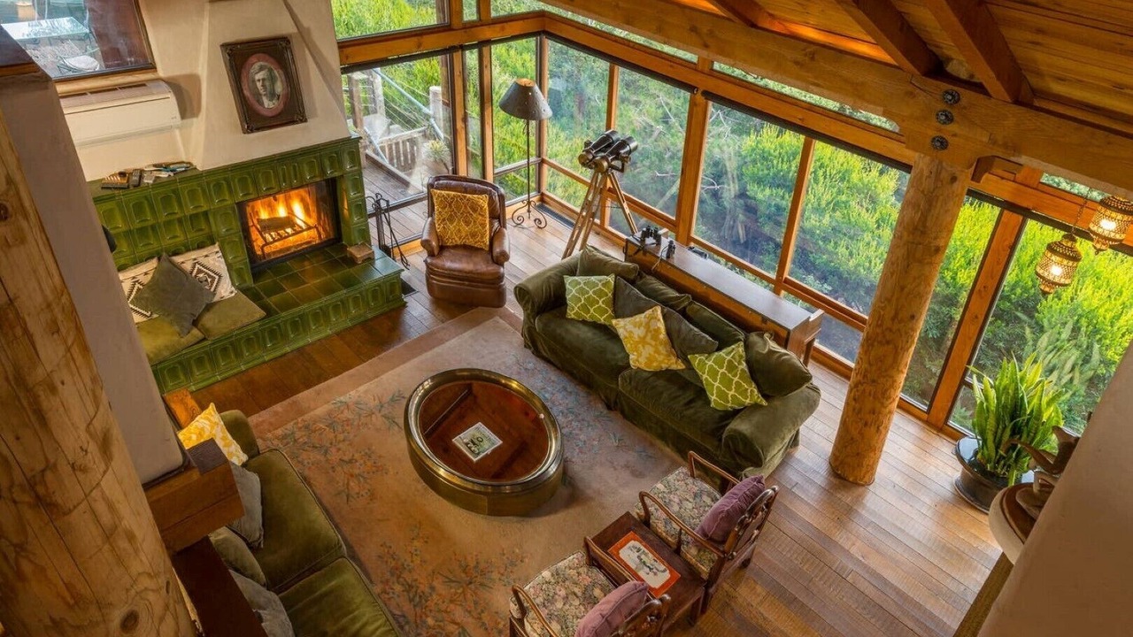 Photo of Livingroom in Carmel Highlands