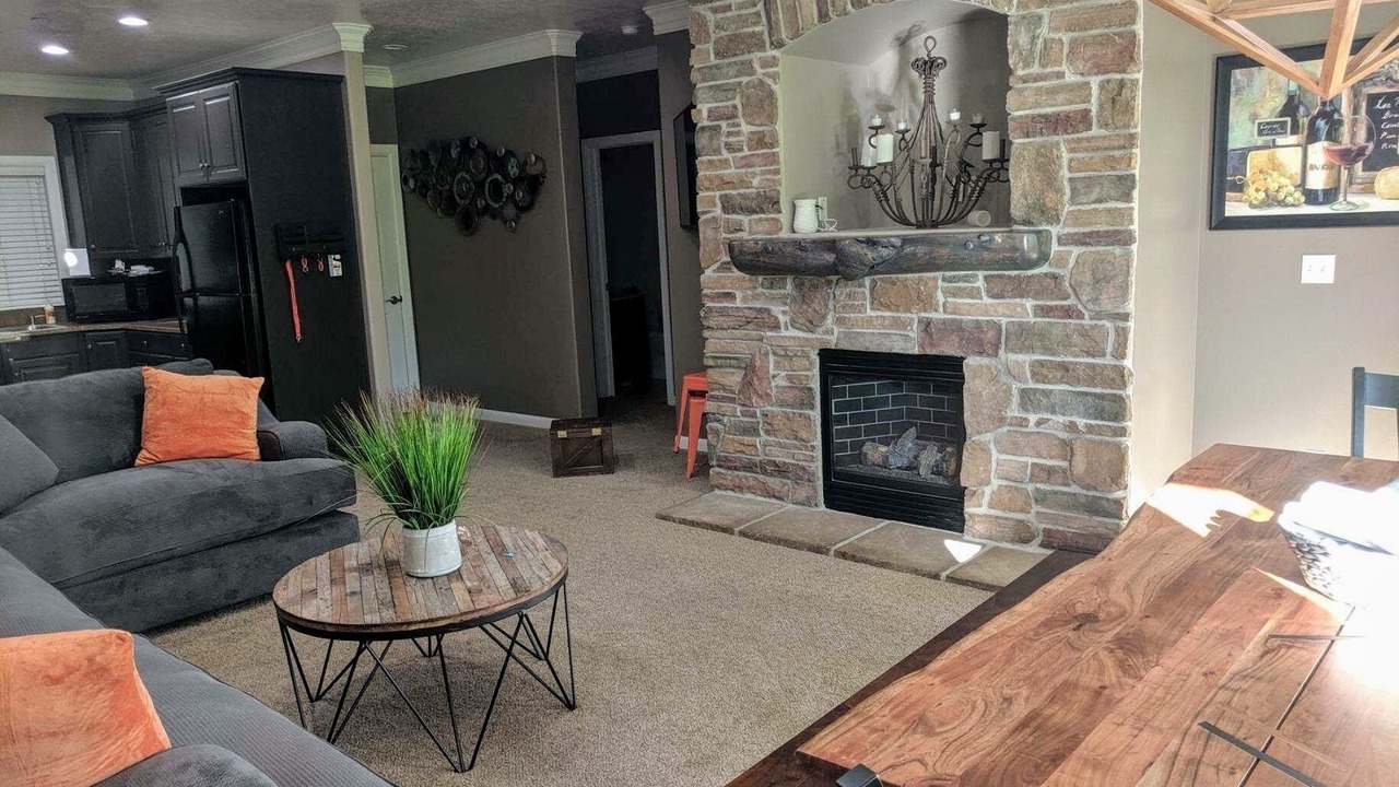 Photo of Livingroom in Ogden