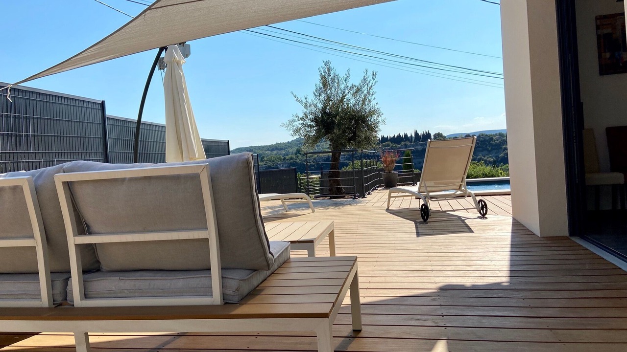 Photo of Patio Balcony in Saint-Martin-d'Ardeche