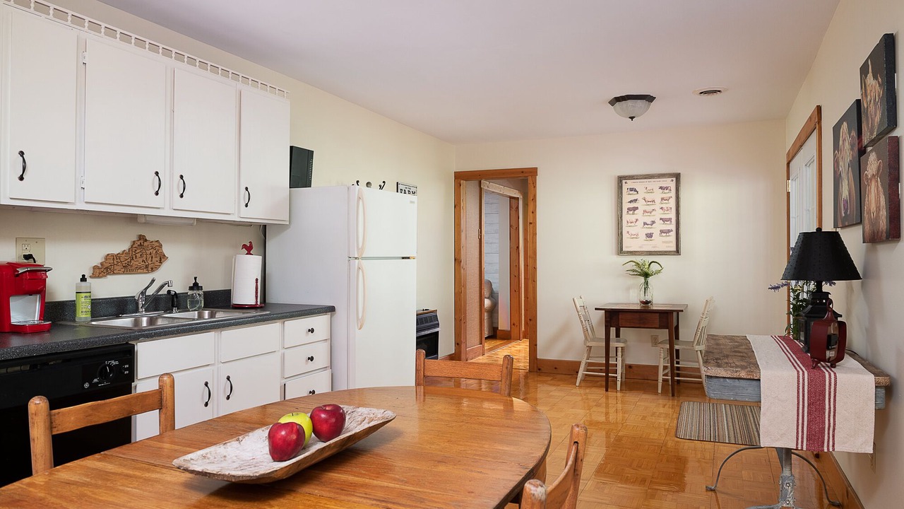 Photo of Kitchen in Waneta