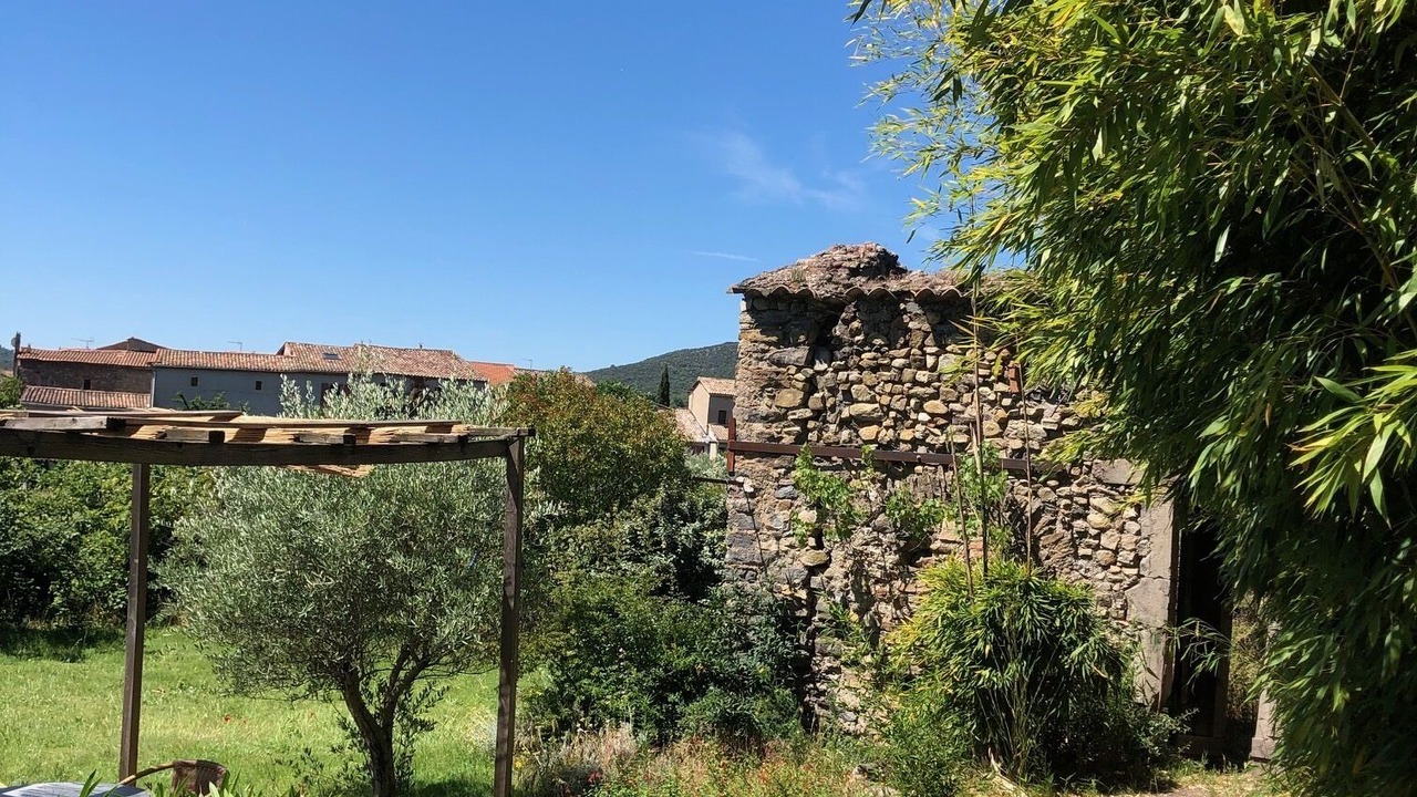 Photo of Outdoor in Les Mages